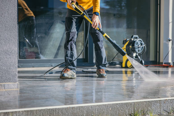 Best Sidewalk and Walkway Cleaning  in Medfd, OR